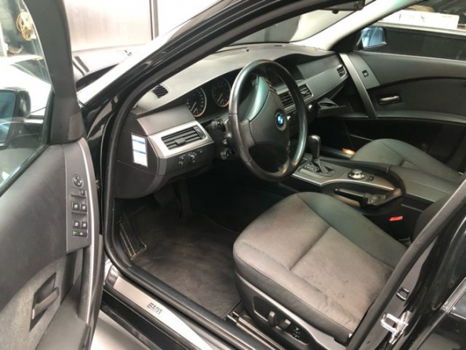 BMW 5-serie - 520i High Executive Navi Pano - 1