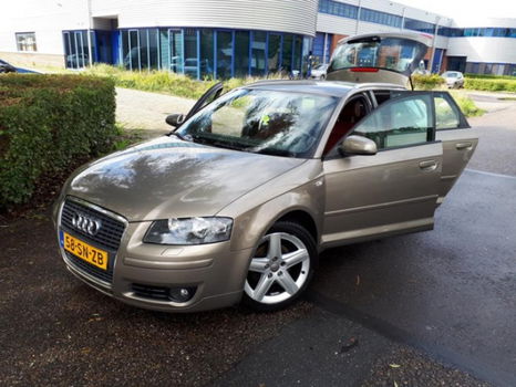 Audi A3 Sportback - 2.0 FSI Ambition 3 E EIGENAAR /NAP/APK/ AIRCO/CLIMA/NAVIGATIE /LEER/ZEER MOOIE A - 1