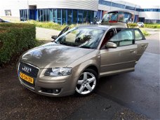 Audi A3 Sportback - 2.0 FSI Ambition 3 E EIGENAAR /NAP/APK/ AIRCO/CLIMA/NAVIGATIE /LEER/ZEER MOOIE A