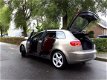 Audi A3 Sportback - 2.0 FSI Ambition 3 E EIGENAAR /NAP/APK/ AIRCO/CLIMA/NAVIGATIE /LEER/ZEER MOOIE A - 1 - Thumbnail