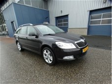 Skoda Octavia Combi - 1.4 TSI Elegance Business Line / cruise control / climate control / trekhaak