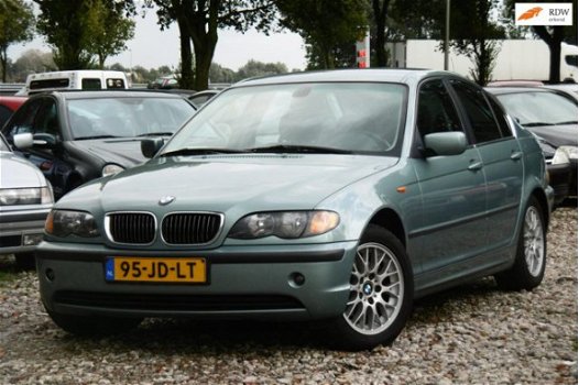 BMW 3-serie - 320i Executive M.2003 LPG-G3 NAP/PDC/ZEER NETJES - 1