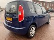 Skoda Roomster - 1.2 Active airco 5 persoons 88.000 km - 1 - Thumbnail