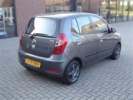 Hyundai i10 - 1.1 AIRCO LMV 19000KM - 1