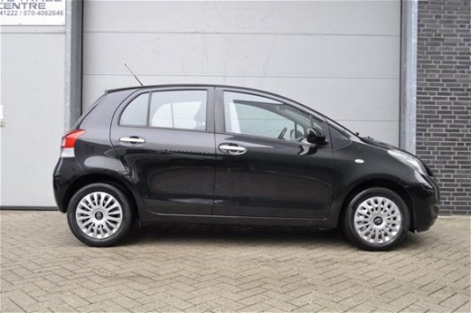 Toyota Yaris - 1.3 VVTi Aspiration *1STE EIG*PDC*KEURIG ONDERHOUDEN*CLIMATE CONTROL - 1