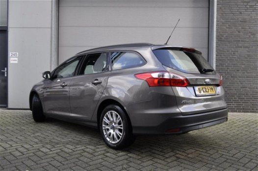 Ford Focus Wagon - 1.6 TDCI Trend *Airco*PDC*Cruise*Navi*LM Velgen - 1