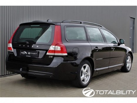 Volvo V70 - 2.0 D2 Classic Edition LEER XENON STANDKACHEL - 1