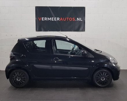 Toyota Aygo - 1.0-12V Comfort 1e eigenaar, dealer onderhouden 5deurs electr ramen - 1