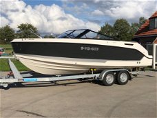 Quicksilver  675 Bowrider