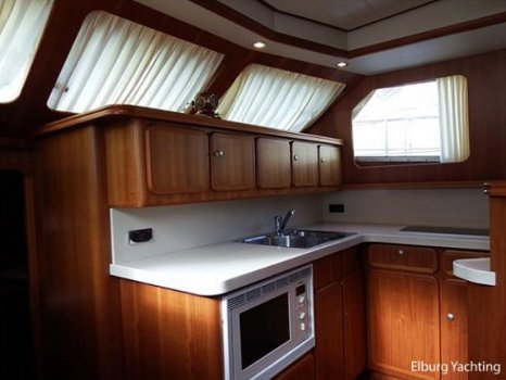 Linssen Grand Sturdy 500 Wheelhouse - 4