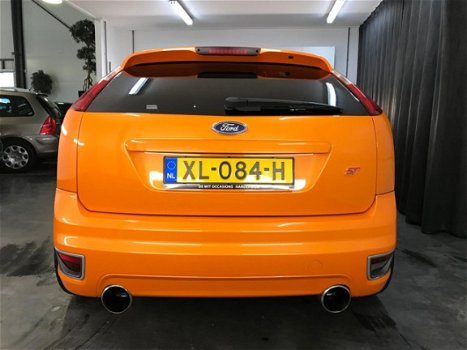 Ford Focus - 2.5-20V ST in ZEER NETTE STAAT incl. NWE APK /GARANTIE - 1