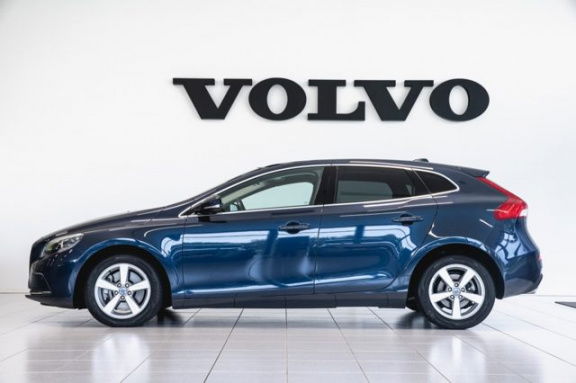 Volvo V40 - D4 Momentum, Business Pack, Security en Winter Line - Afbeelding 2