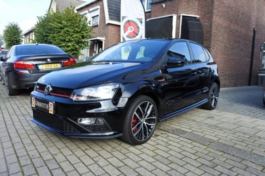 Volkswagen Polo - 1.8 TSI GTI - 1