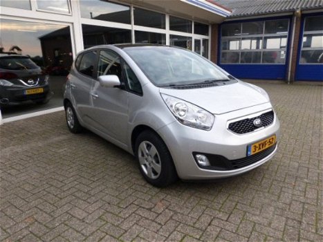 Kia Venga - 1.4 CVVT Word Cup Edition, Navi, Cruise, Mistl, Camera, Panorama - 1