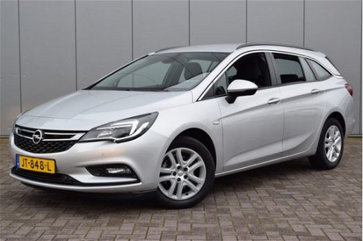 Opel Astra Sports Tourer - 1.6 CDTI Edition Navi Cruise Trekh Elekramen Climate Pdc - 1