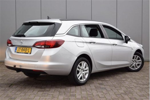 Opel Astra Sports Tourer - 1.6 CDTI Edition Navi Cruise Trekh Elekramen Climate Pdc - 1