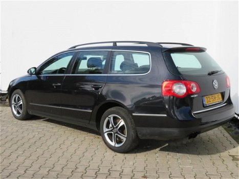 Volkswagen Passat Variant - 2.0 FSI Comfortline - 1