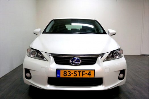 Lexus CT 200h - Hybrid Automaat, Navigatie, Cruise control, Achteruitrijcamera - 1