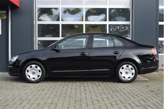 Volkswagen Jetta - 1.6 Trendline Airco/Cruise/PDC/APK 11-2020 - 1