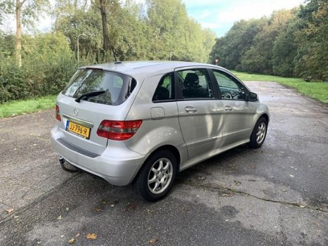 Mercedes-Benz B-klasse - 180 BlueEFFICIENCY NAVIGATIE AIRCO NIEUWSTAAT - 1