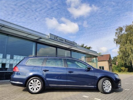 Volkswagen Passat Variant - 1.6 TDI Comfortline BlueMotion | TREKHAAK 1.400KG | CLIMATE CONTROL | NA - 1
