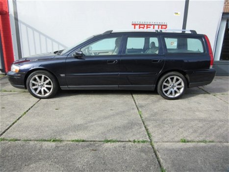 Volvo V70 - 2.4 D5 Edition II DEALER AUTO V70 D5 AUTOMAAT ZIE FOTO'S ZIE ONDERHOUD NIEUWSTAAT - 1