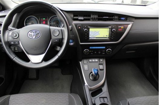Toyota Auris Touring Sports - 1.8 Hybrid Lease+ TREKHAAK/ PANORAMADAK/ 17 INCH LM-VELGEN - 1