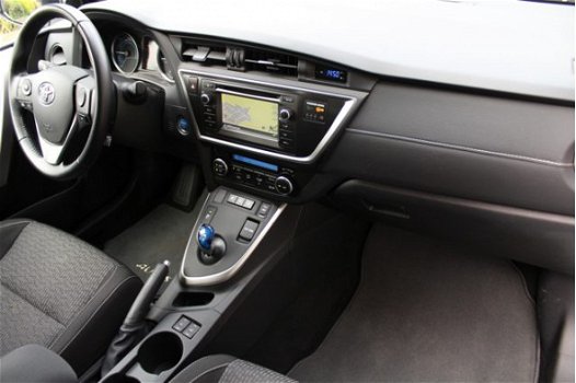 Toyota Auris Touring Sports - 1.8 Hybrid Lease+ TREKHAAK/ PANORAMADAK/ 17 INCH LM-VELGEN - 1