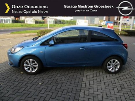 Opel Corsa - 1.2 Edition PDC/Navigatie/airco/telefoon - 1