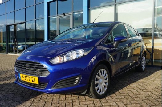 Ford Fiesta - 1.0 Style 65PK 5-Deurs Navigatie Airco Bluetooth Isofix - 1