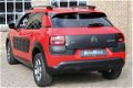 Citroën C4 Cactus - 1.2 PureTech Park Assist, Stoelverwarming, Navigatie, PDC V&A, Cruise, Camera, T - 1 - Thumbnail