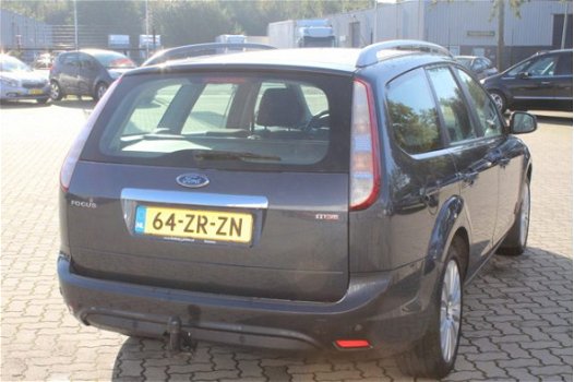 Ford Focus Wagon - 2.0 TDCi Titanium Euro 4 1e Eigenaar Nieuwstaat airco, climate control, radio cd - 1