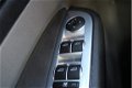 Ford Focus Wagon - 2.0 TDCi Titanium Euro 4 1e Eigenaar Nieuwstaat airco, climate control, radio cd - 1 - Thumbnail