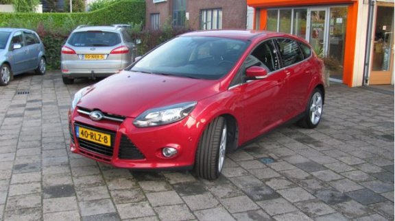 Ford Focus - 1.6 EcoBoost Titanium - 1