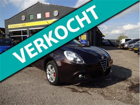 Alfa Romeo Giulietta - 1.4 T Impression / Navigatie / Profiteer van onze najaarsactie / Rijklaarprij - 1