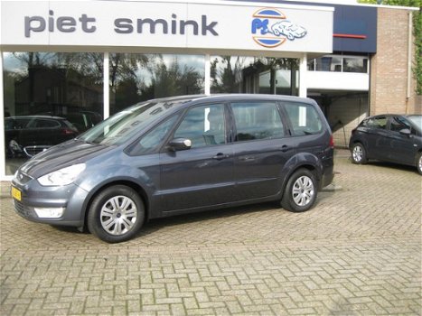 Ford Galaxy - 2.0-16V Trend 7p - 1