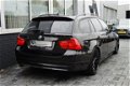 BMW 3-serie Touring - 320i Aut. High Exe Navi|Pano|Leder|CIC Zwart - 1 - Thumbnail