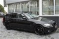 BMW 3-serie Touring - 320i Aut. High Exe Navi|Pano|Leder|CIC Zwart - 1 - Thumbnail