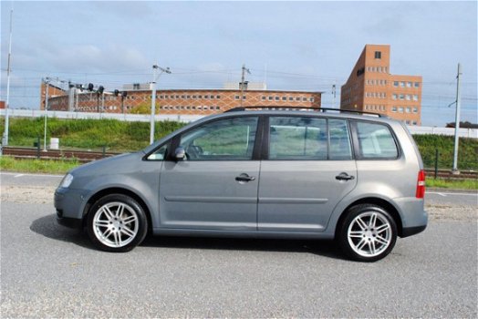 Volkswagen Touran - 1.6 Business APK, NAP, ZEER NETJES - 1