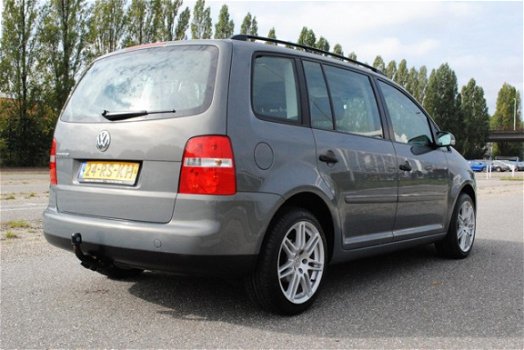 Volkswagen Touran - 1.6 Business APK, NAP, ZEER NETJES - 1