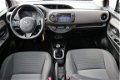 Toyota Yaris - 1.0 VVT-i Energy | Rijklaar incl. Fabrieksgarantie | NAV | - 1 - Thumbnail
