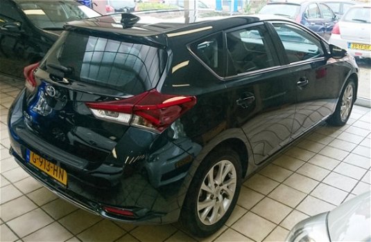 Toyota Auris - 1.3 Aspiration met navigatie en vele andere opties - 1