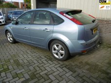 Ford Focus - 1.6-16V Futura