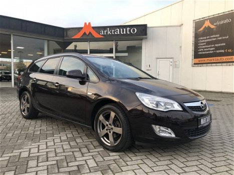 Opel Astra Sports Tourer - 1.4 Turbo Cosmo, Stoel/stuurwiel verw. Cruise PDC - 1