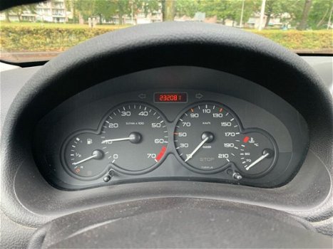 Peugeot 206 - 1.4 2004 nieuwe apk nieuwe beurt - 1