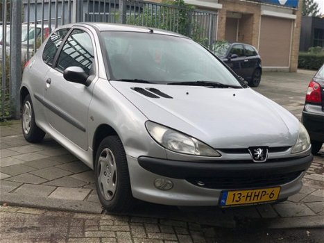 Peugeot 206 - 1.4 Gentry automaat stuurbekrachtiging elek ramen - 1