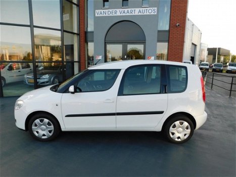 Skoda Roomster - 1.6-16V Style AUTOMAAT - 1