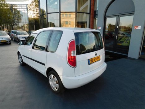 Skoda Roomster - 1.6-16V Style AUTOMAAT - 1