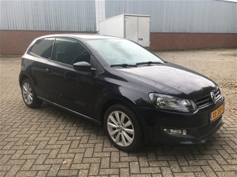 Volkswagen Polo - 1.2 Easyline - 1