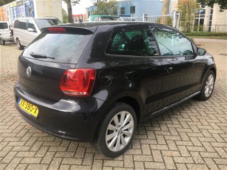 Volkswagen Polo - 1.2 Easyline - 1